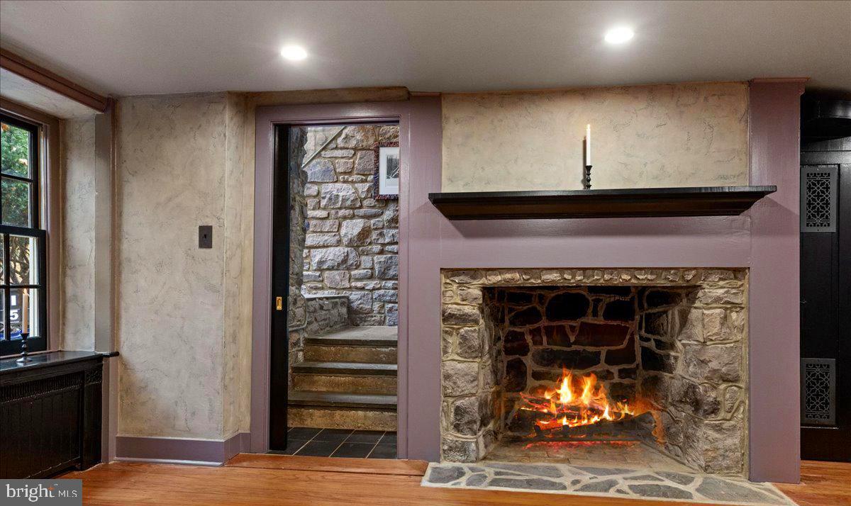 000 - Residential Lease