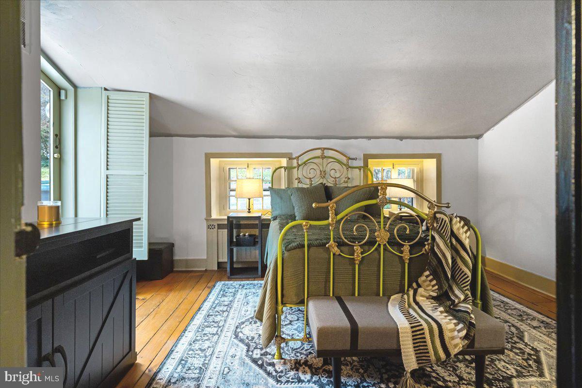 000 - Residential Lease