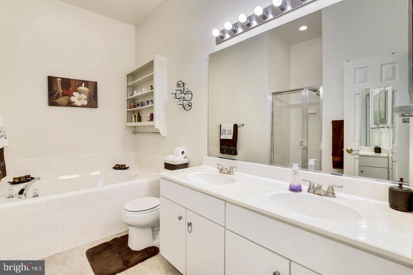 KINGSTOWNE - Residential Lease