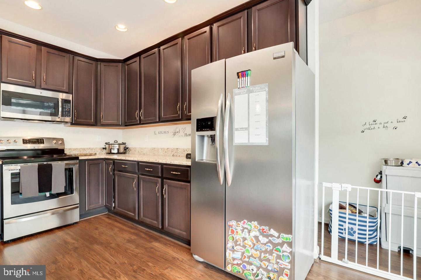 KINGSTOWNE - Residential Lease