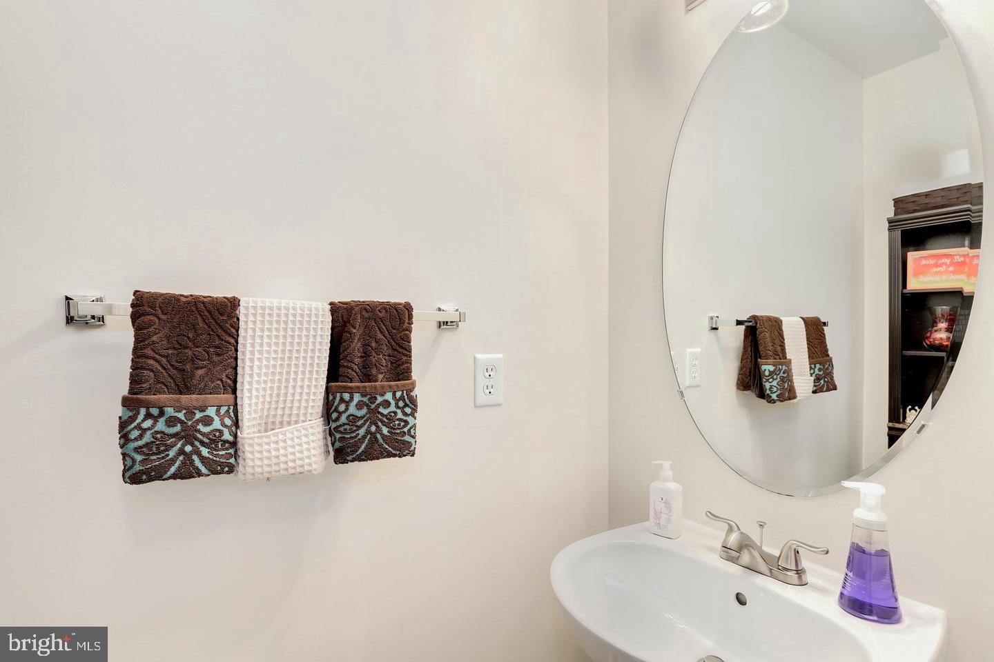 KINGSTOWNE - Residential Lease