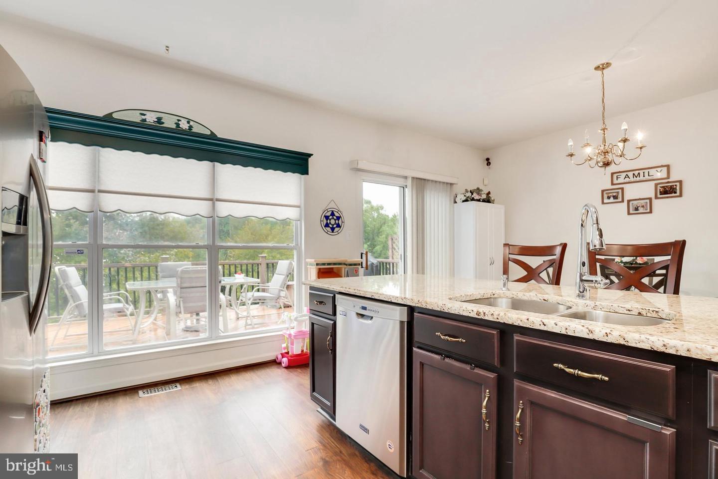 KINGSTOWNE - Residential Lease