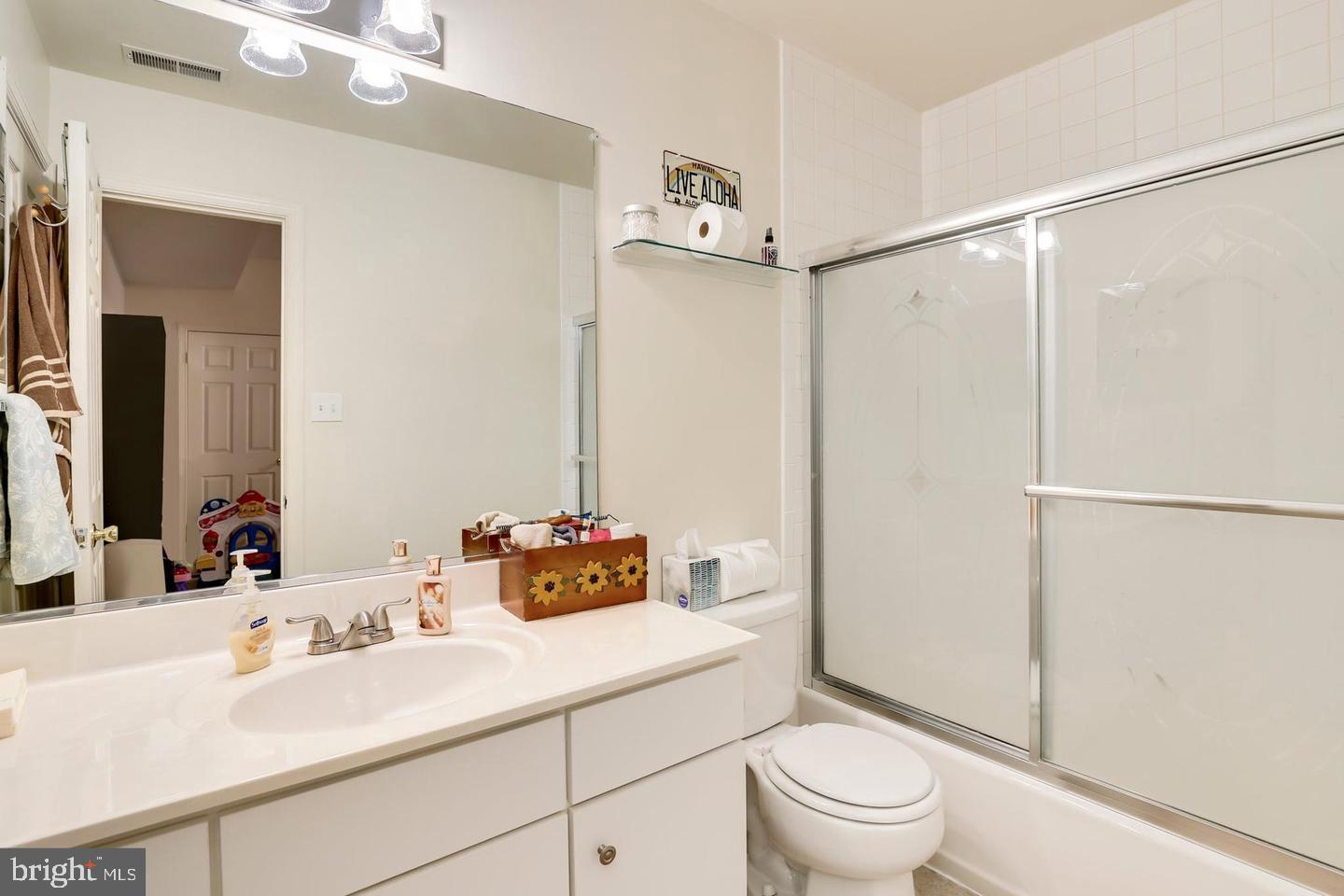 KINGSTOWNE - Residential Lease