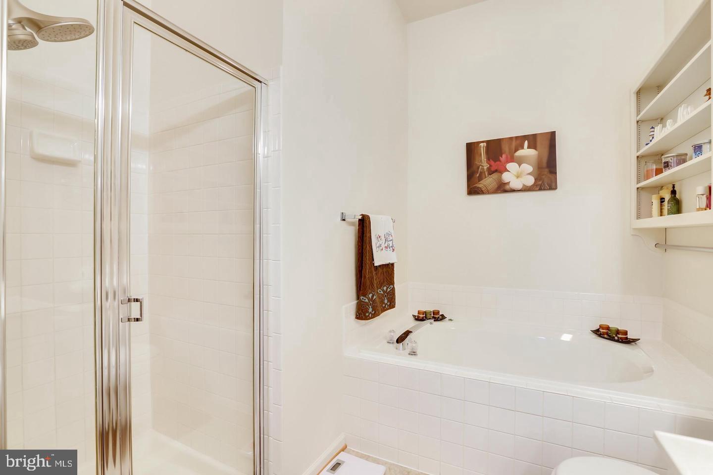 KINGSTOWNE - Residential Lease