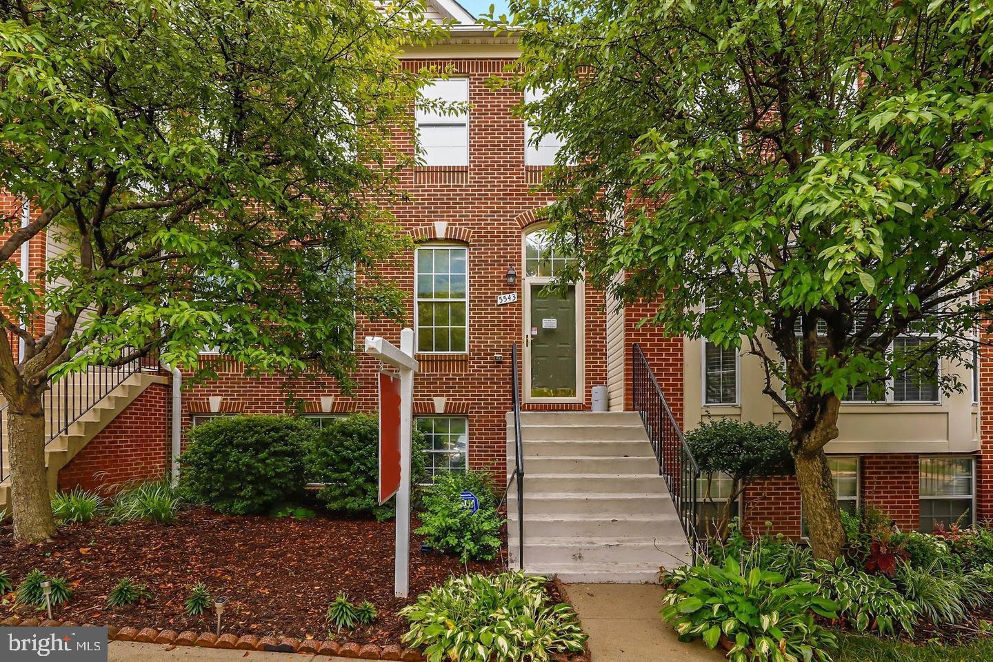 KINGSTOWNE - Residential Lease