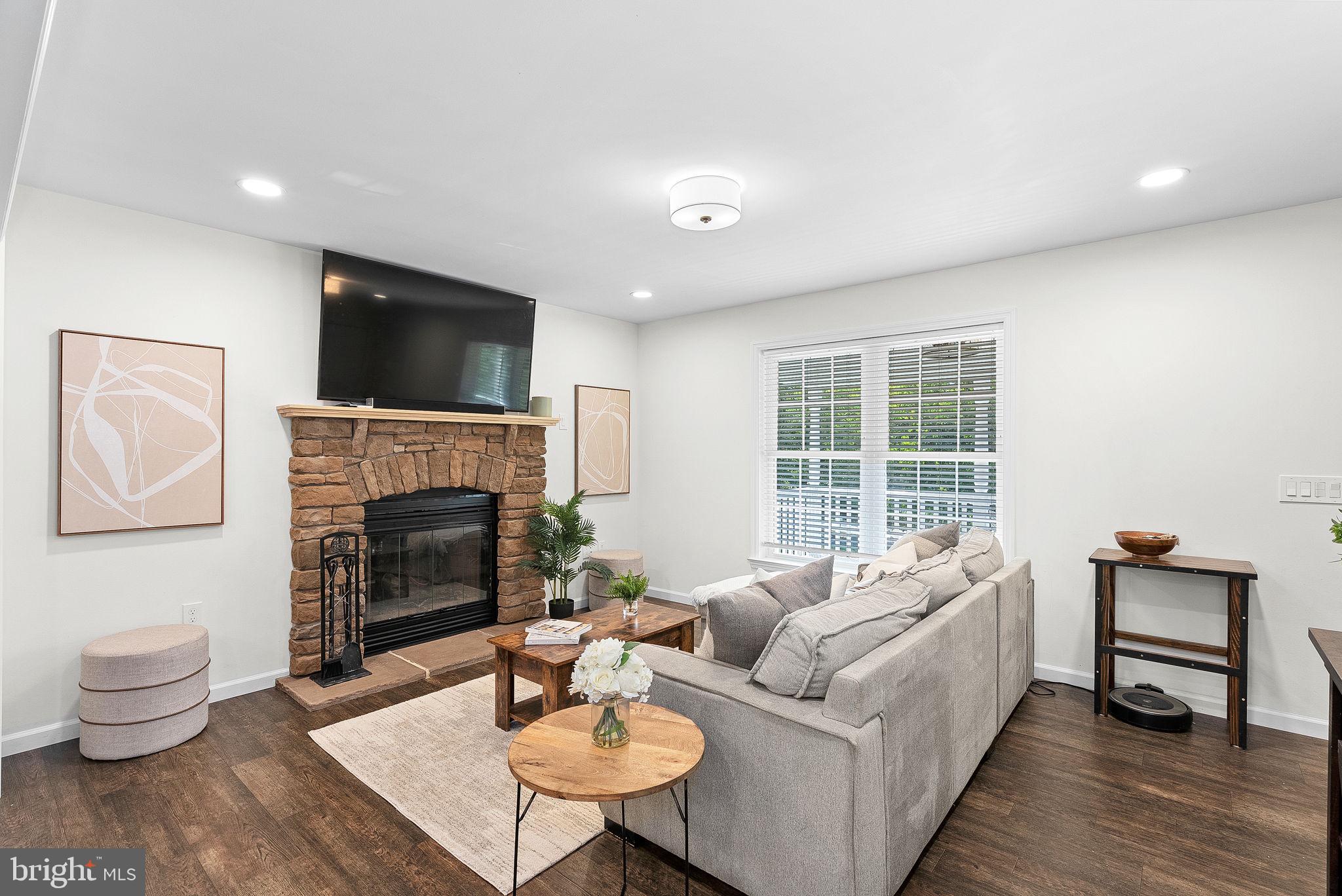 TOWN OF BLUEMONT - Residential