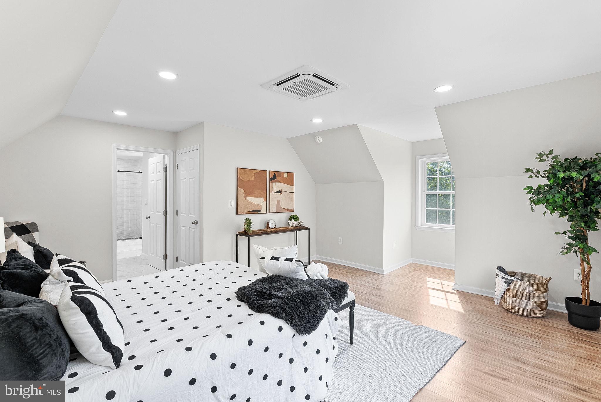 TOWN OF BLUEMONT - Residential