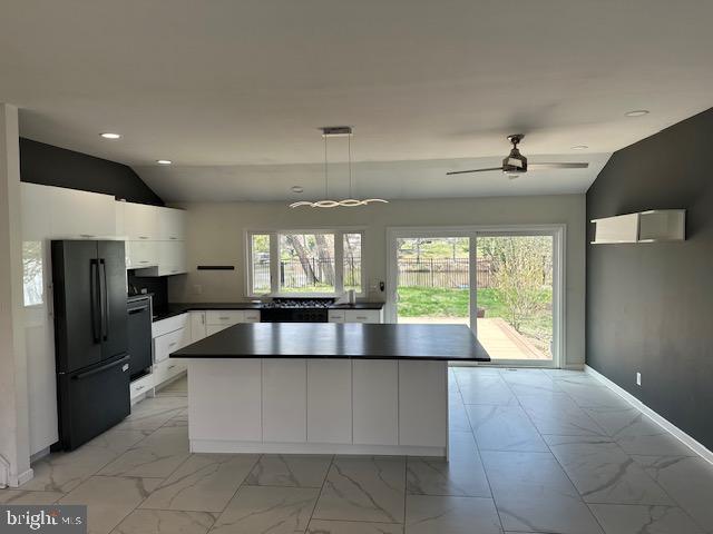 62 LAKEVIEW COURT
