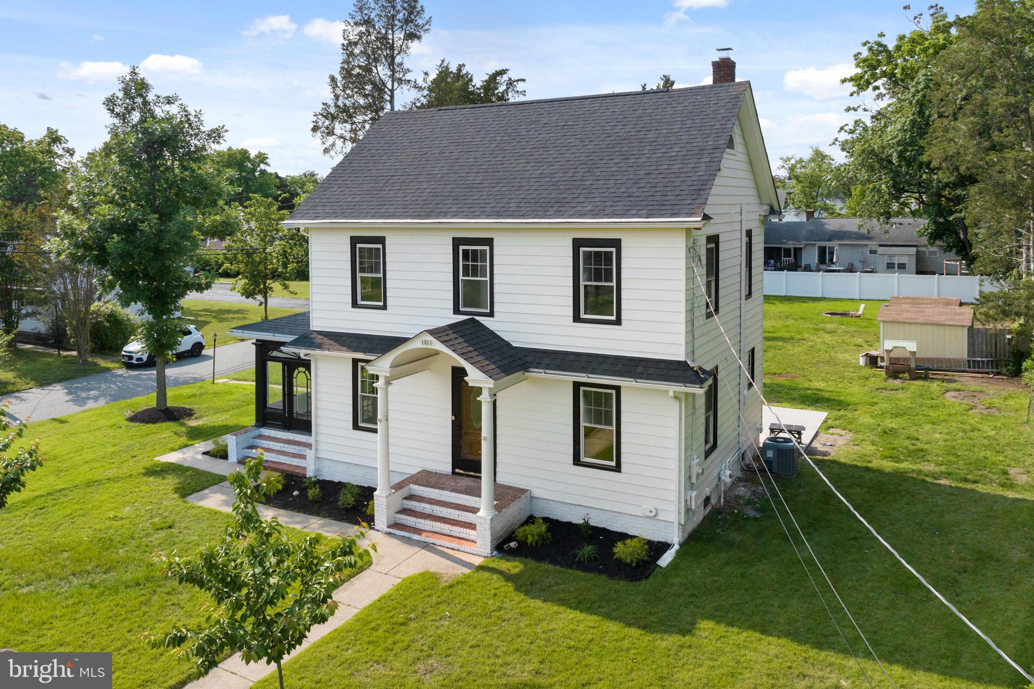 1611 MARNE HIGHWAY