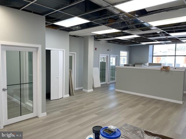 PHILADELPHIA (NORTH) - Commercial Lease