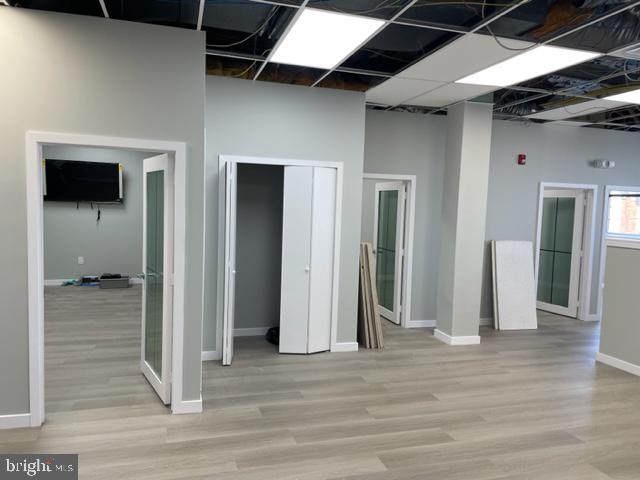 PHILADELPHIA (NORTH) - Commercial Lease