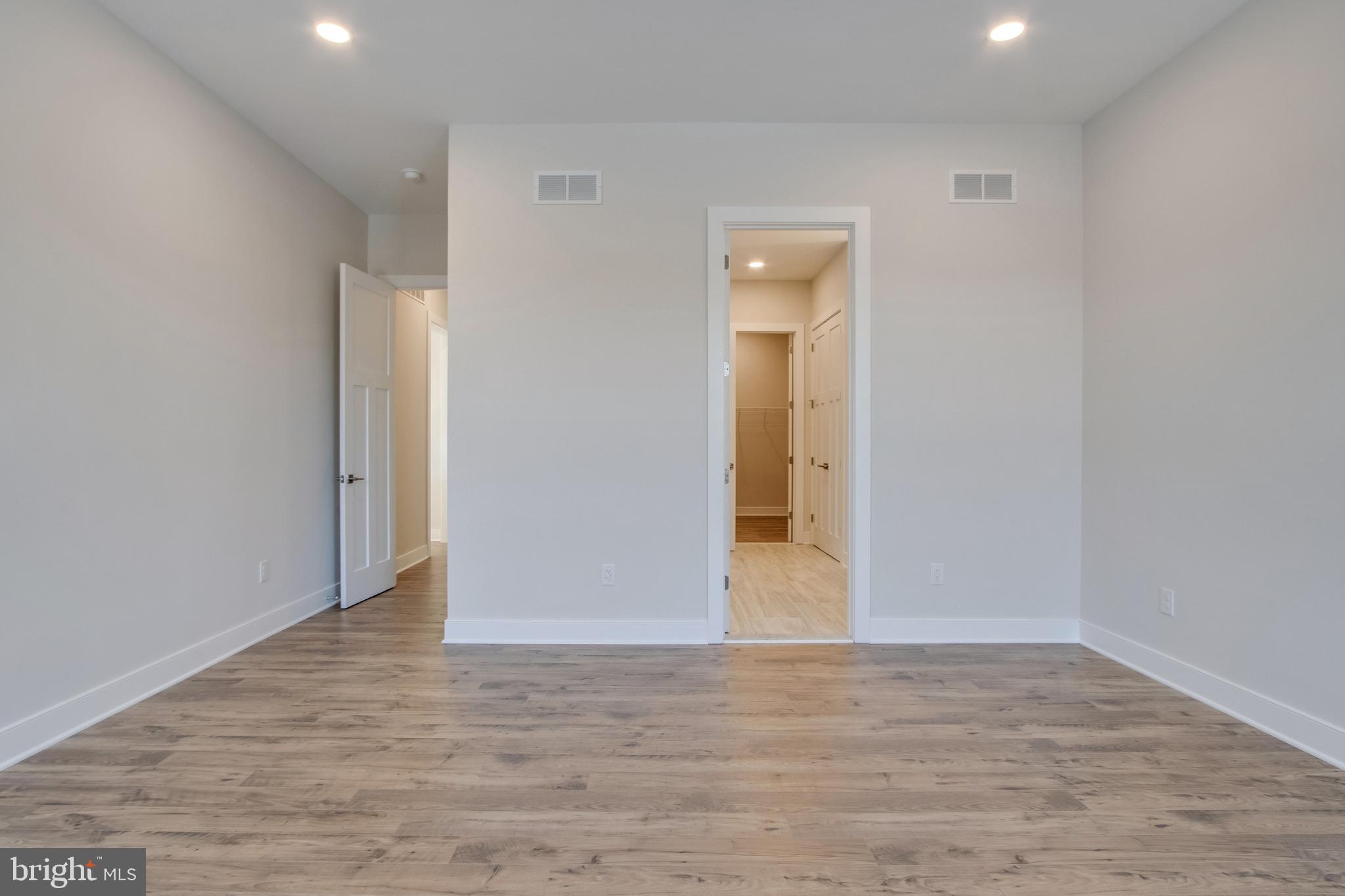 IRONWOOD - Residential