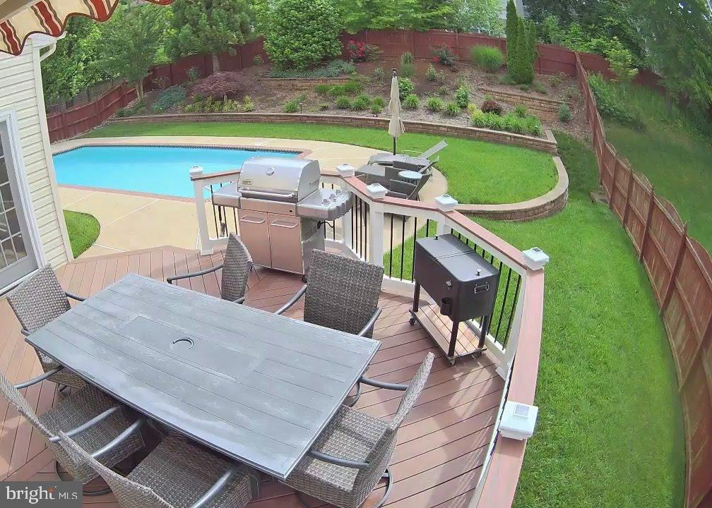 ENGLAND RUN NORTH - Residential