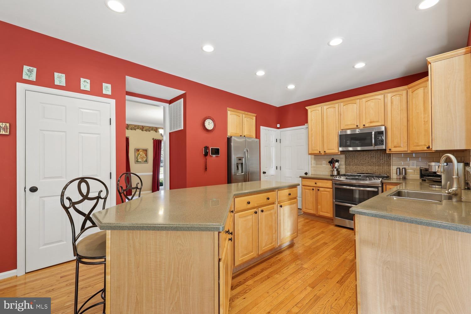 ENGLAND RUN NORTH - Residential