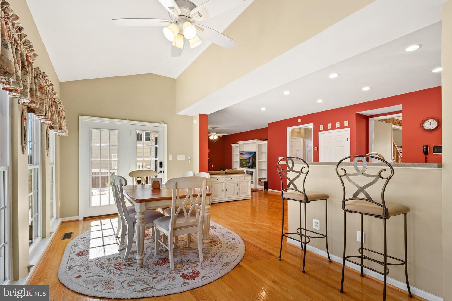 ENGLAND RUN NORTH - Residential