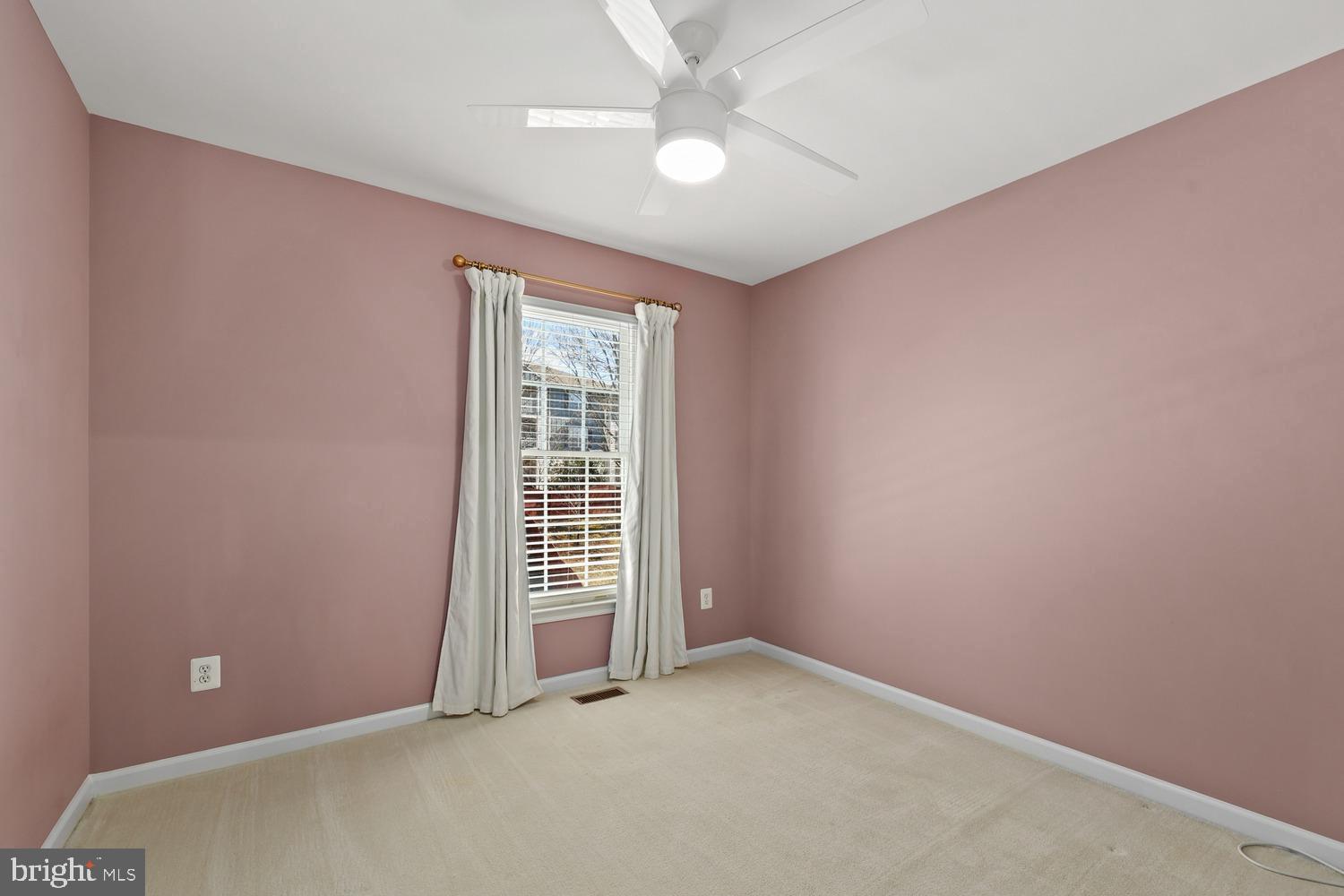 ENGLAND RUN NORTH - Residential