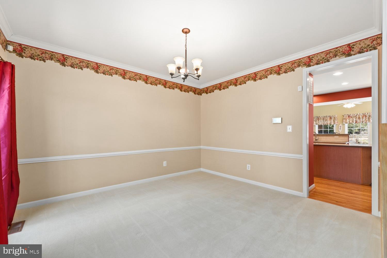 ENGLAND RUN NORTH - Residential