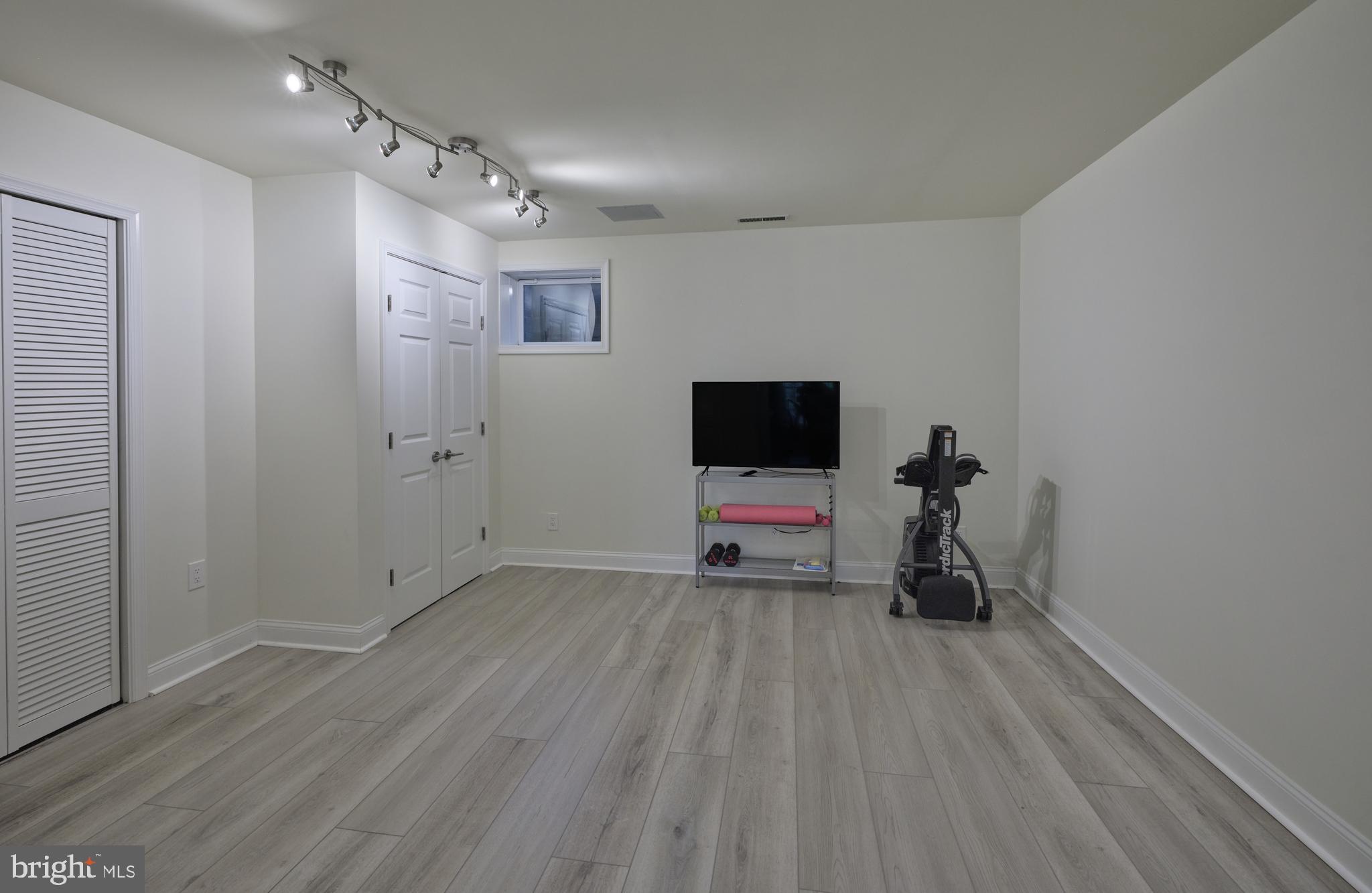 HERITAGE HILLS - Residential