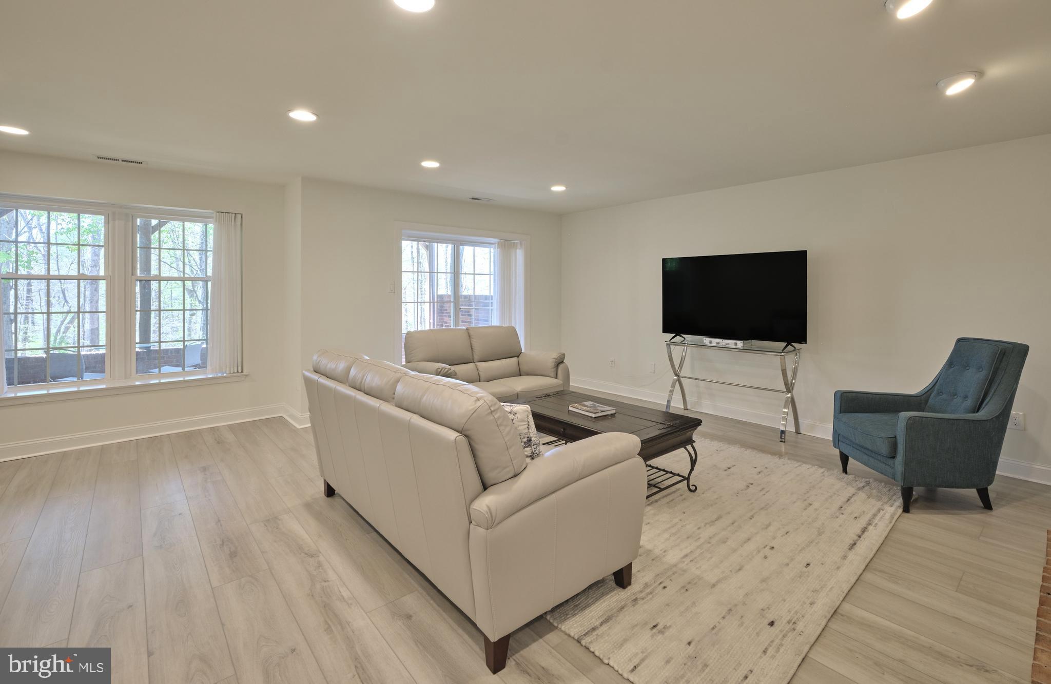 HERITAGE HILLS - Residential