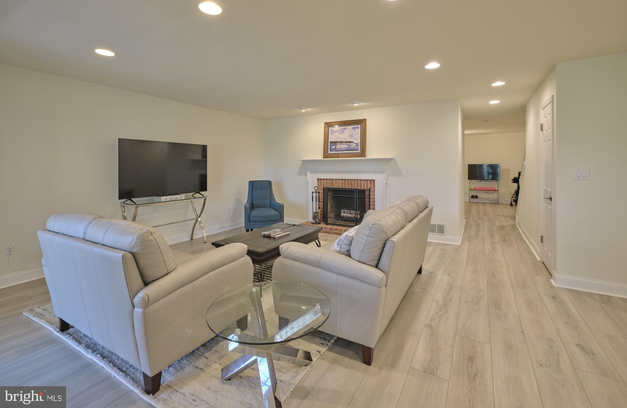 HERITAGE HILLS - Residential