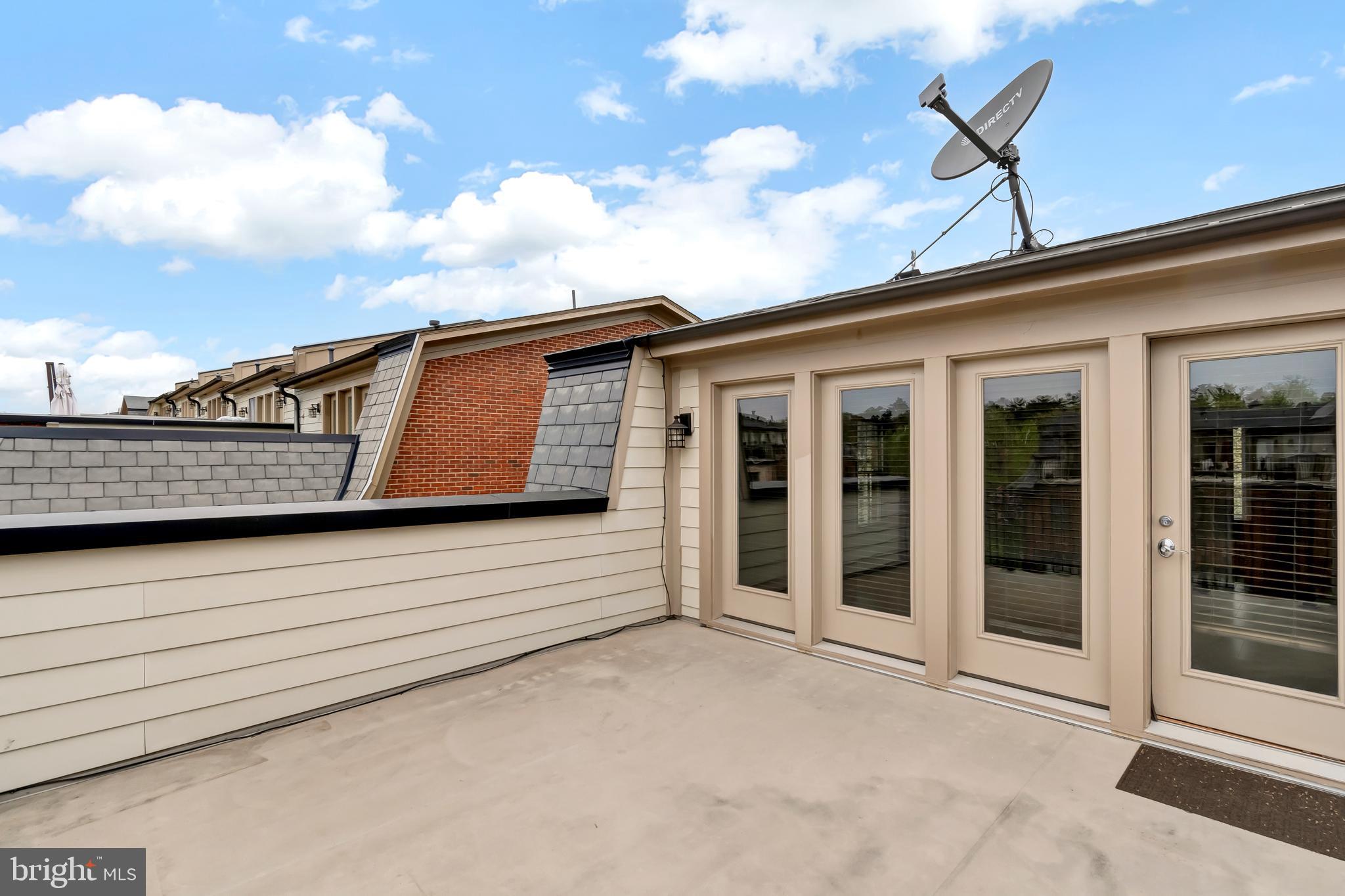 SYMPHONY PARK - Residential Lease