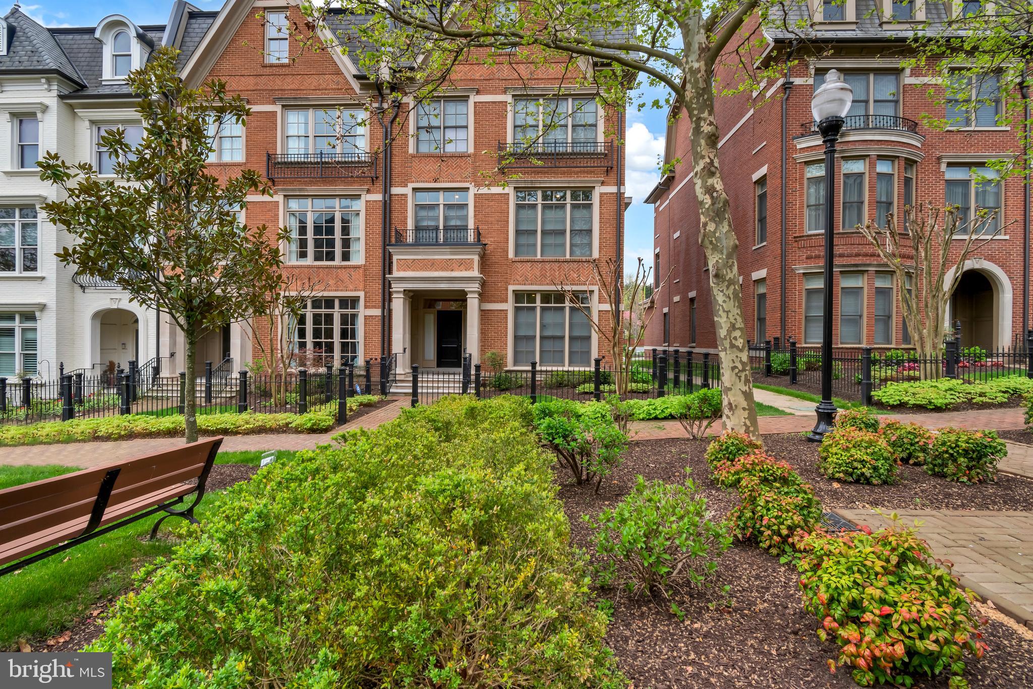 SYMPHONY PARK - Residential Lease