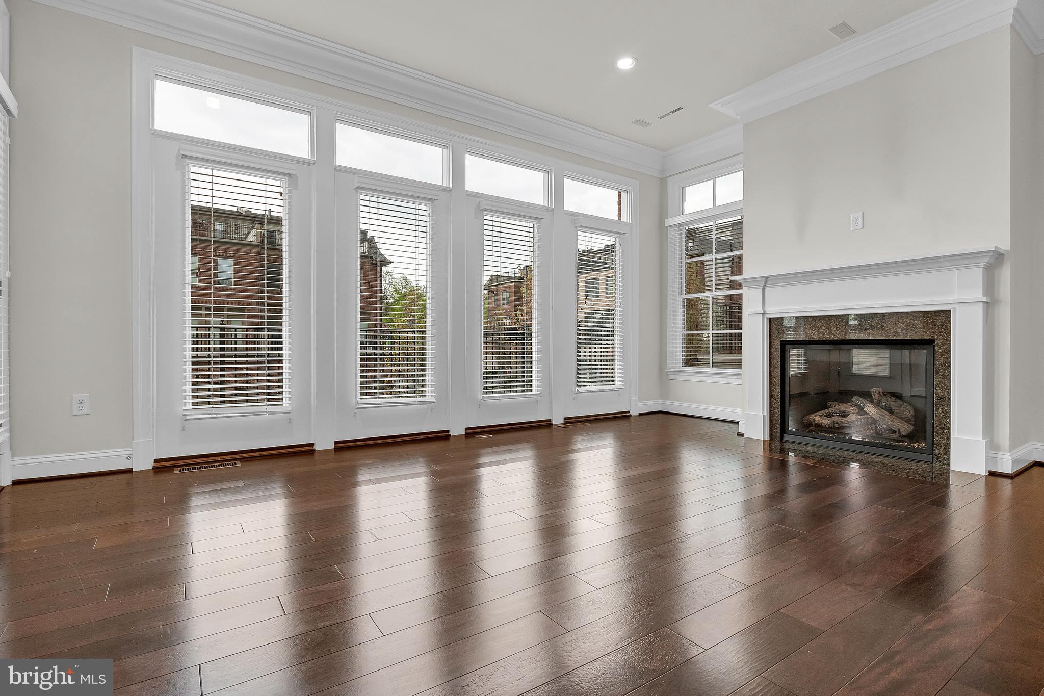 SYMPHONY PARK - Residential Lease