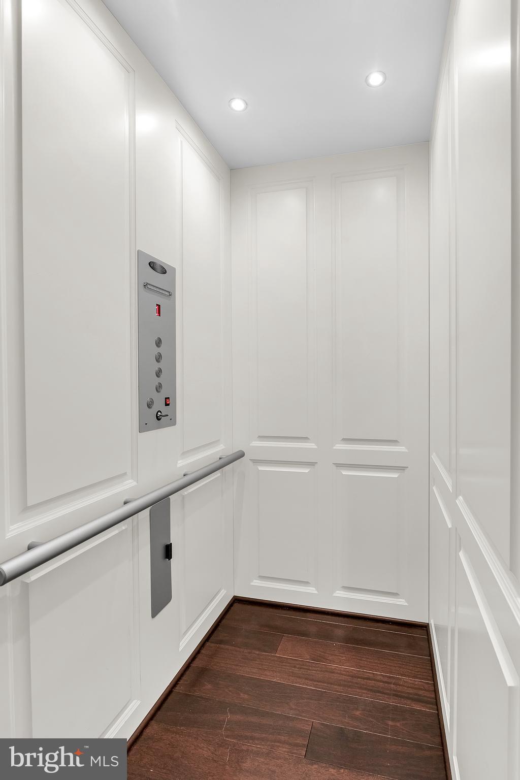 SYMPHONY PARK - Residential Lease