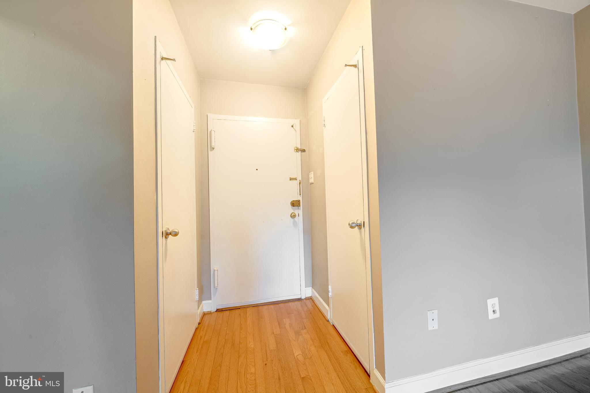 RIVER PLACE - Residential