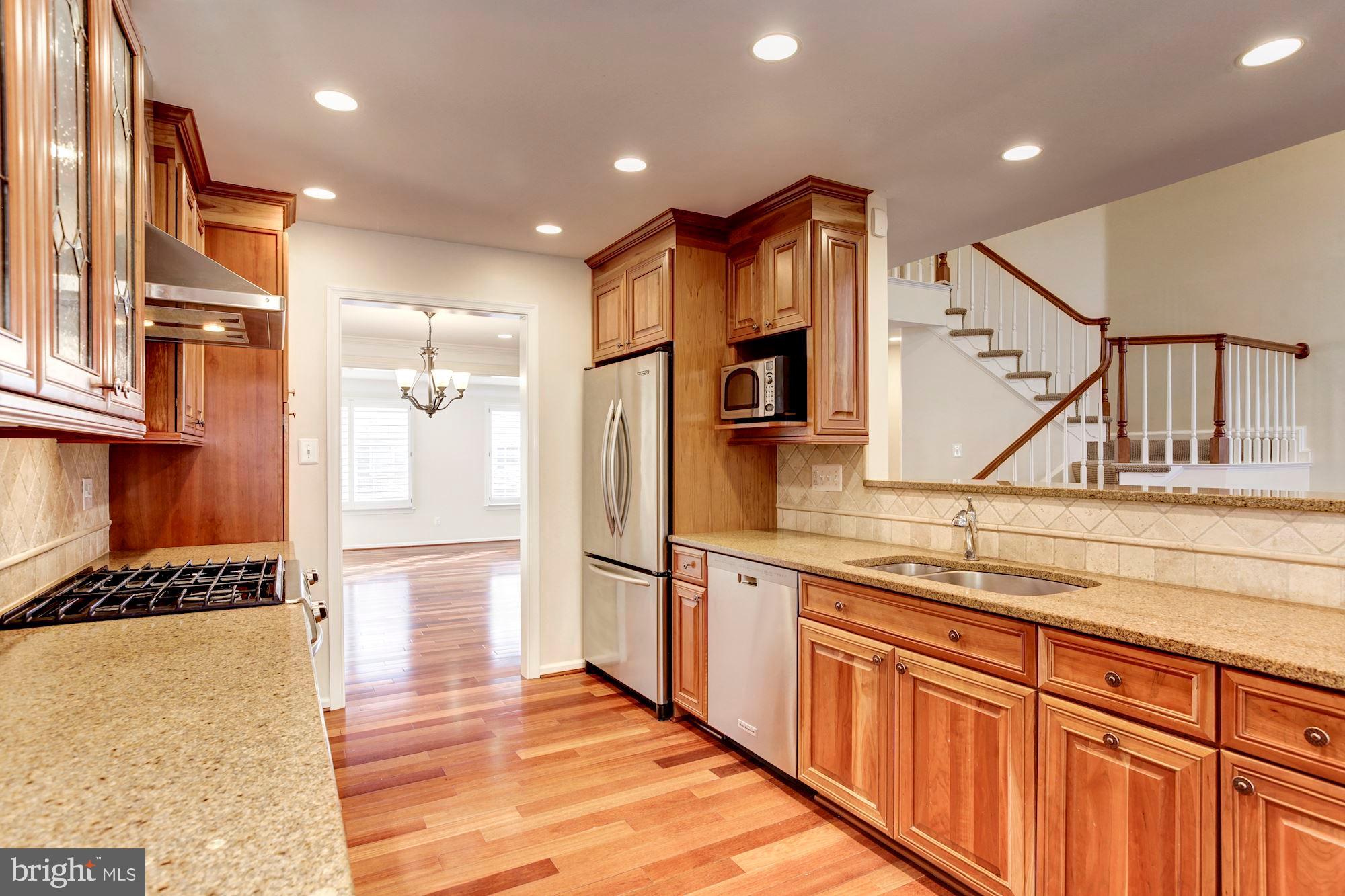 TIMBERLAWN - Residential