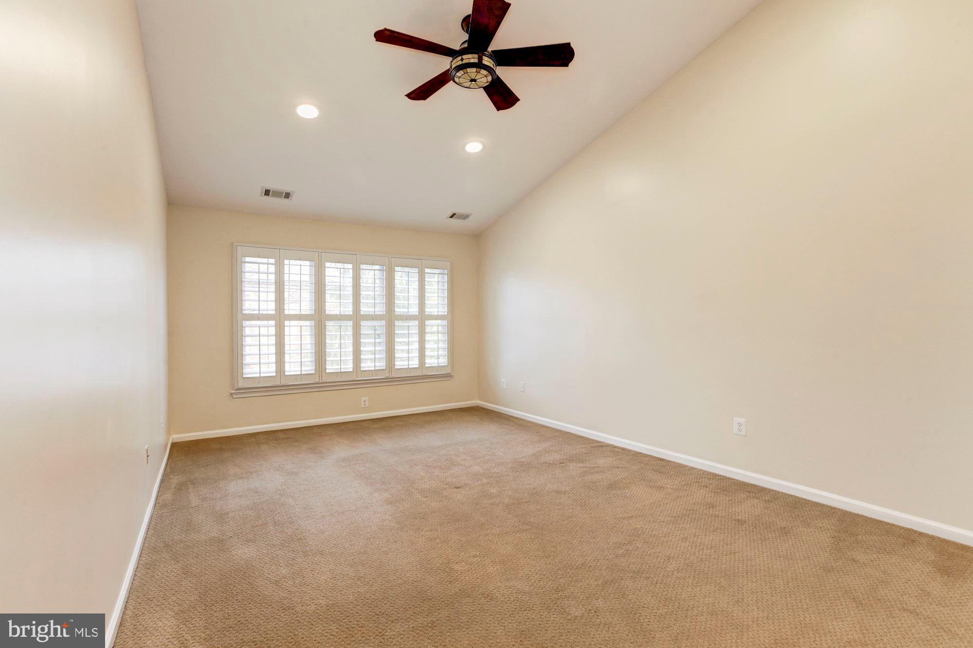 TIMBERLAWN - Residential