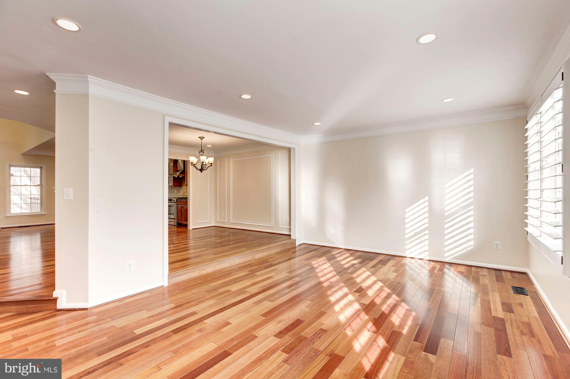 TIMBERLAWN - Residential