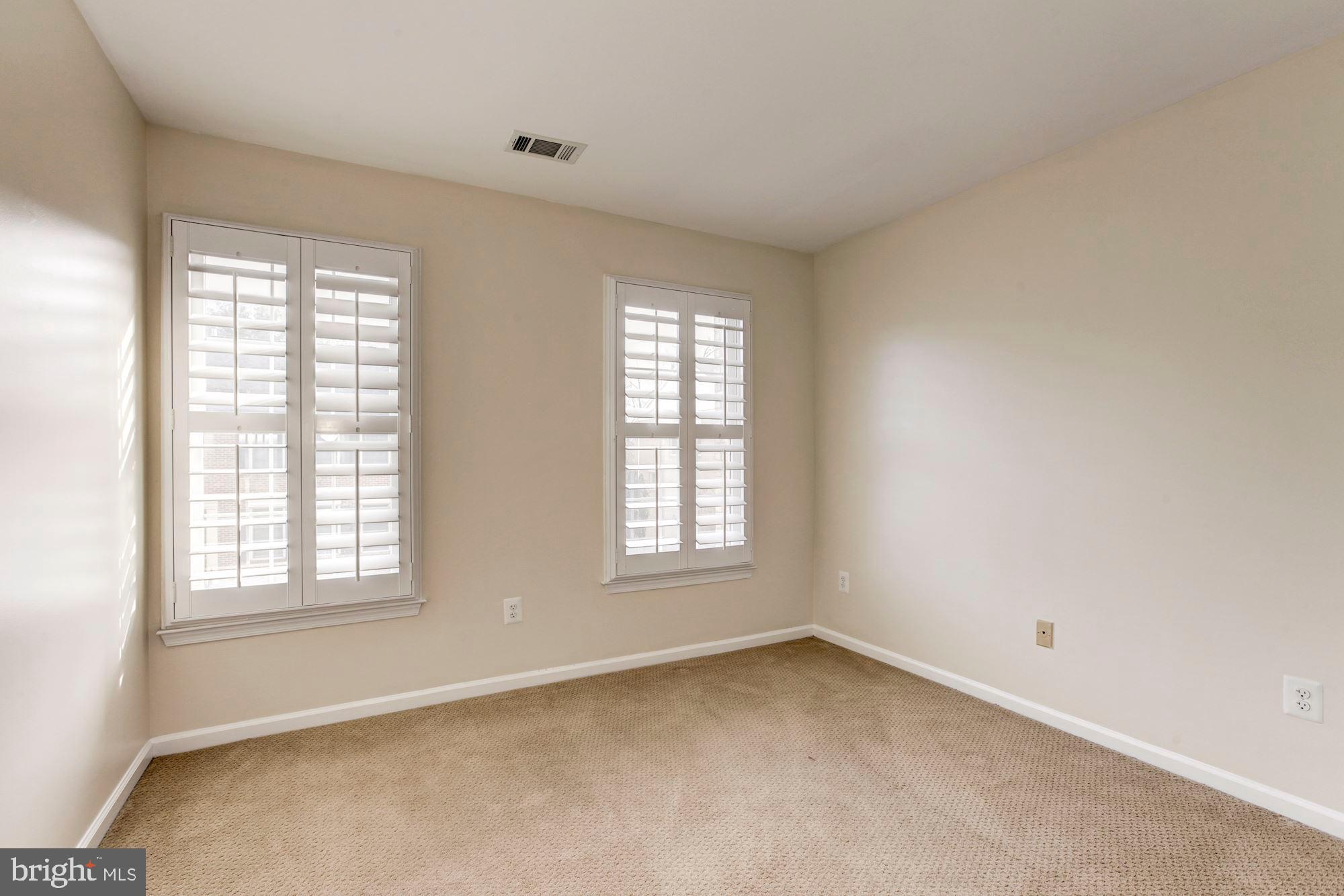 TIMBERLAWN - Residential