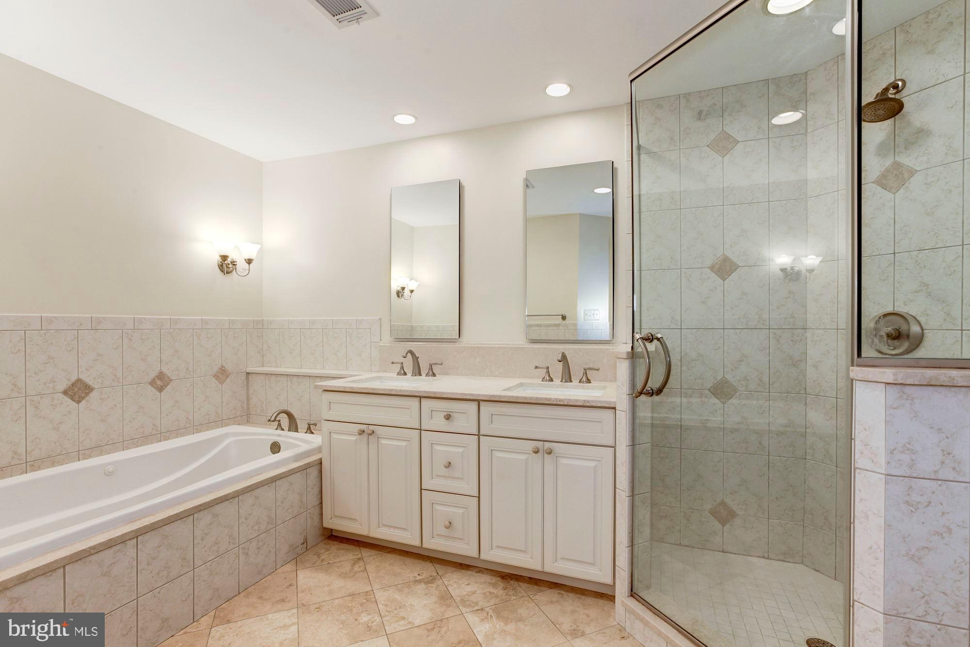 TIMBERLAWN - Residential