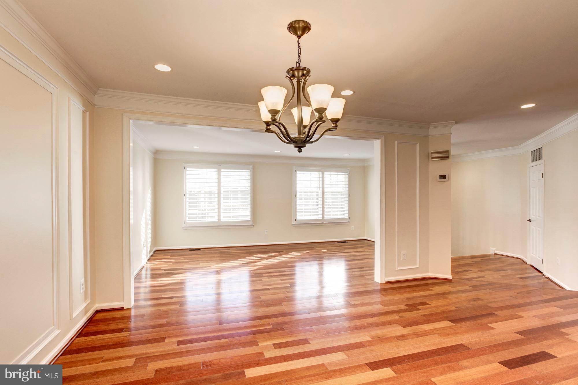 TIMBERLAWN - Residential