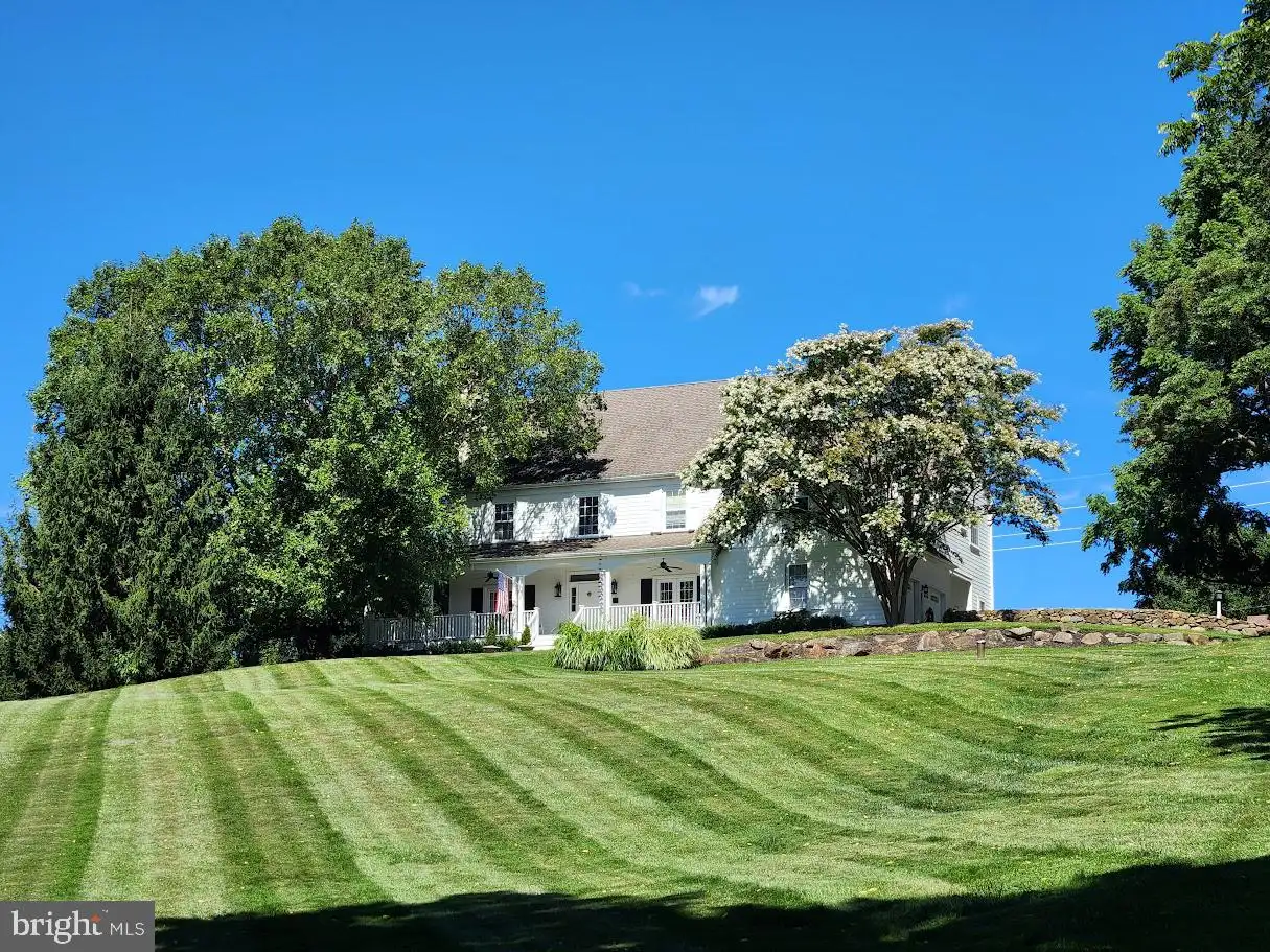 1051 Saint Matthews Road, Chester Springs, PA, 19425
