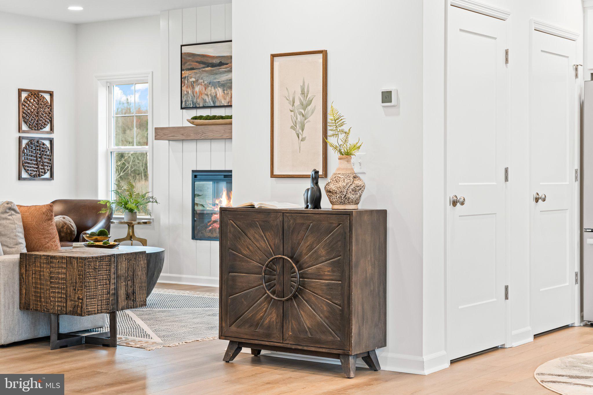 MOUNTAIN VIEW - Residential