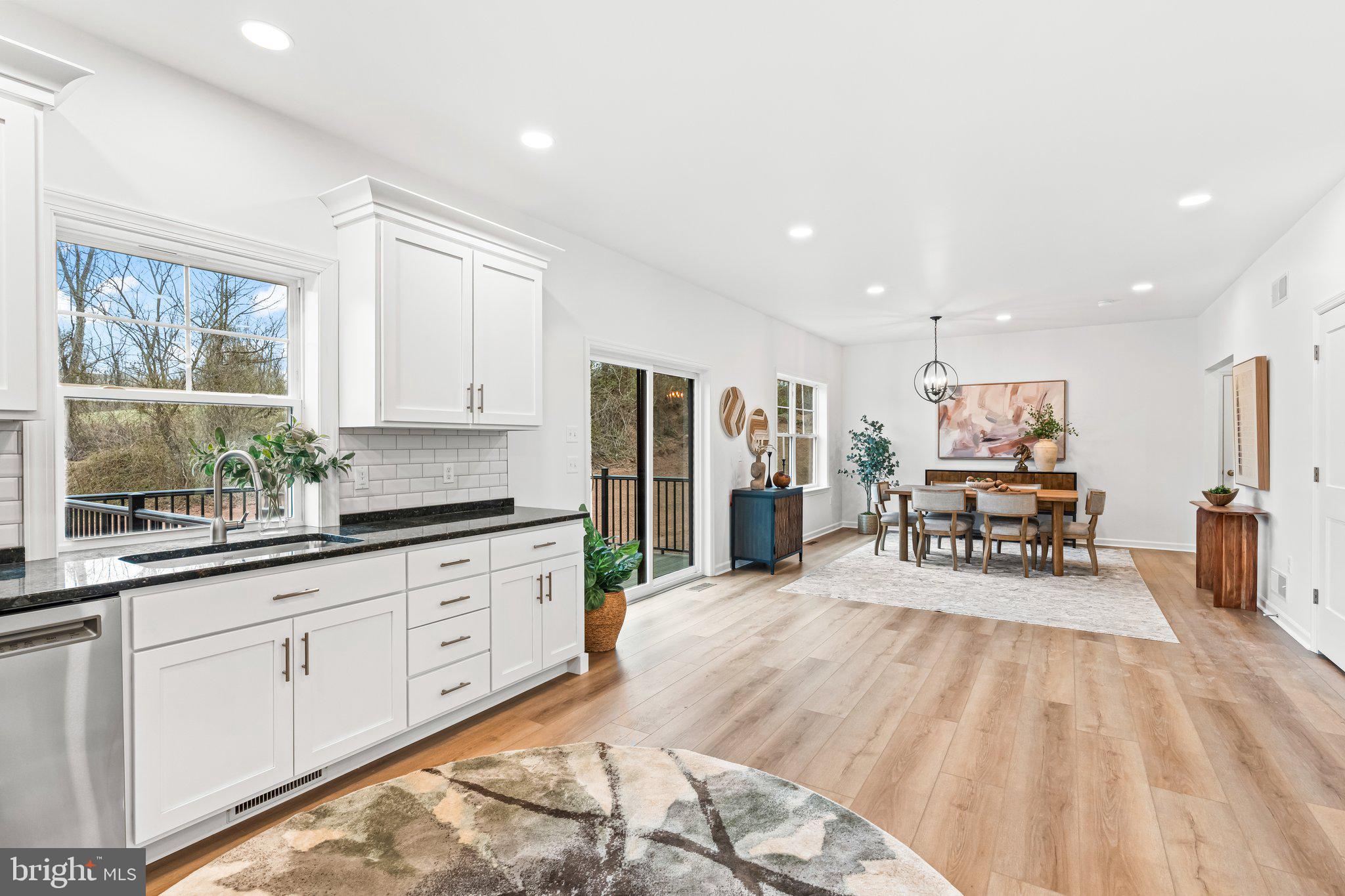 MOUNTAIN VIEW - Residential