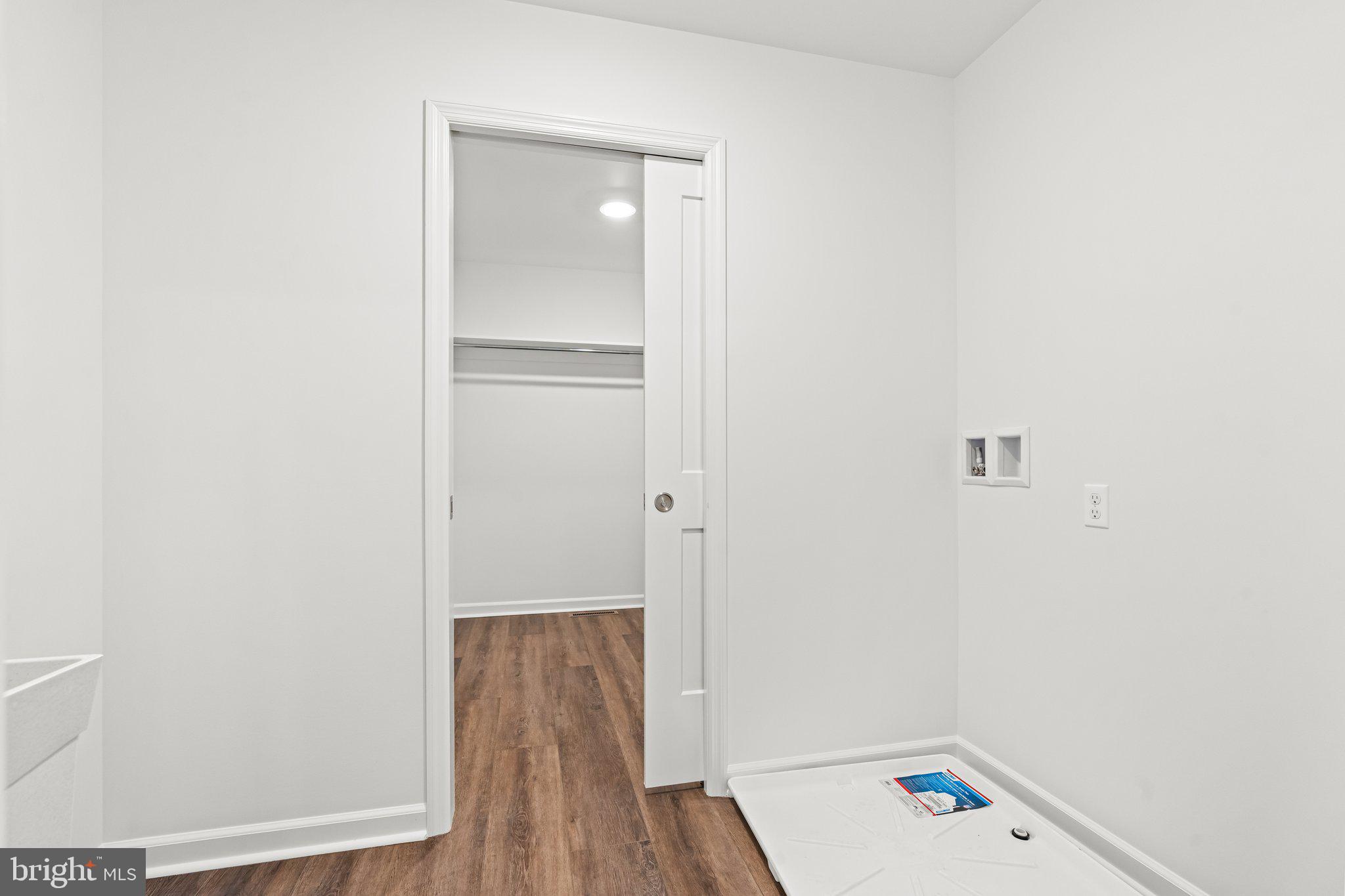 MOUNTAIN VIEW - Residential