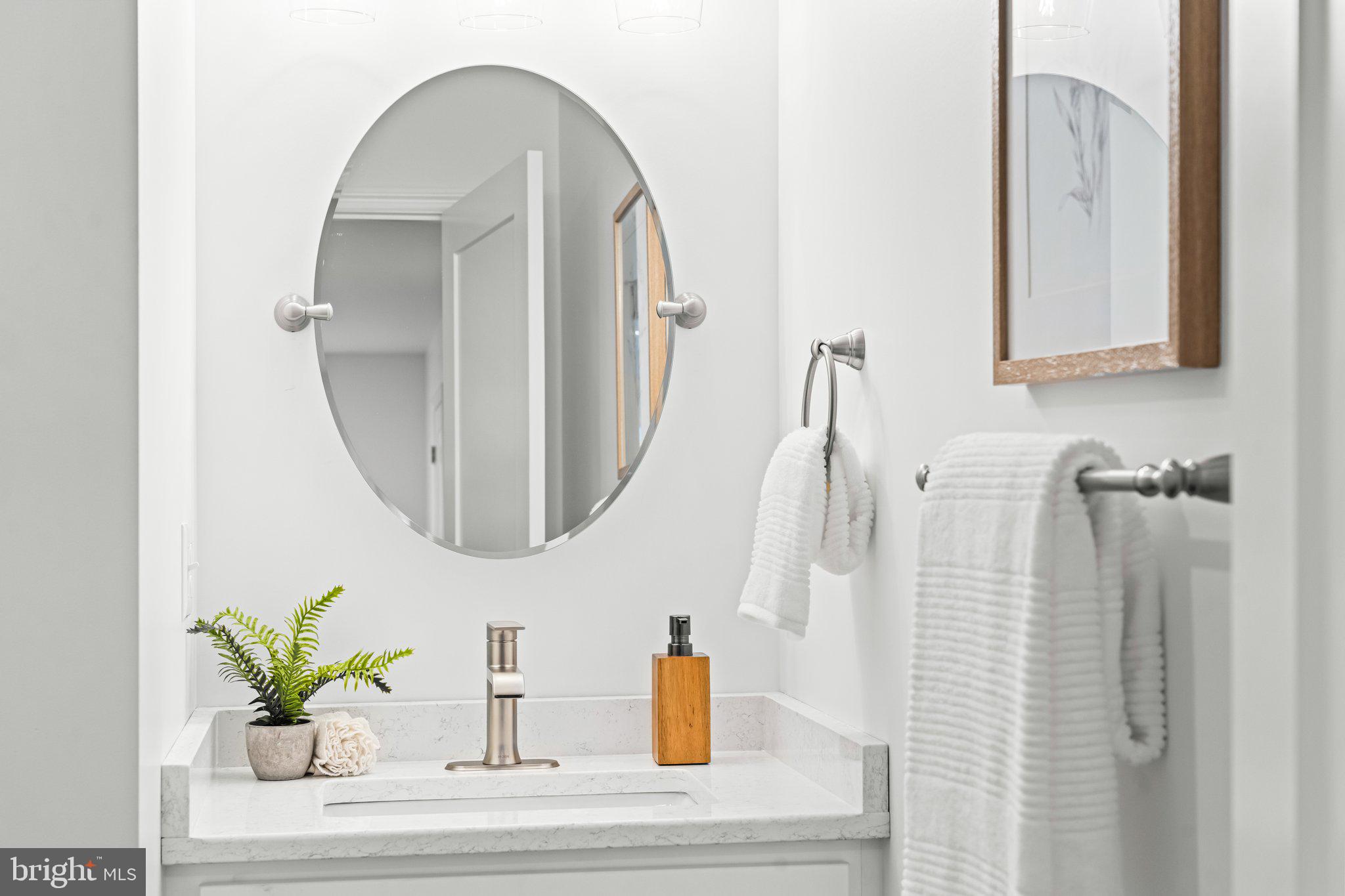 MOUNTAIN VIEW - Residential