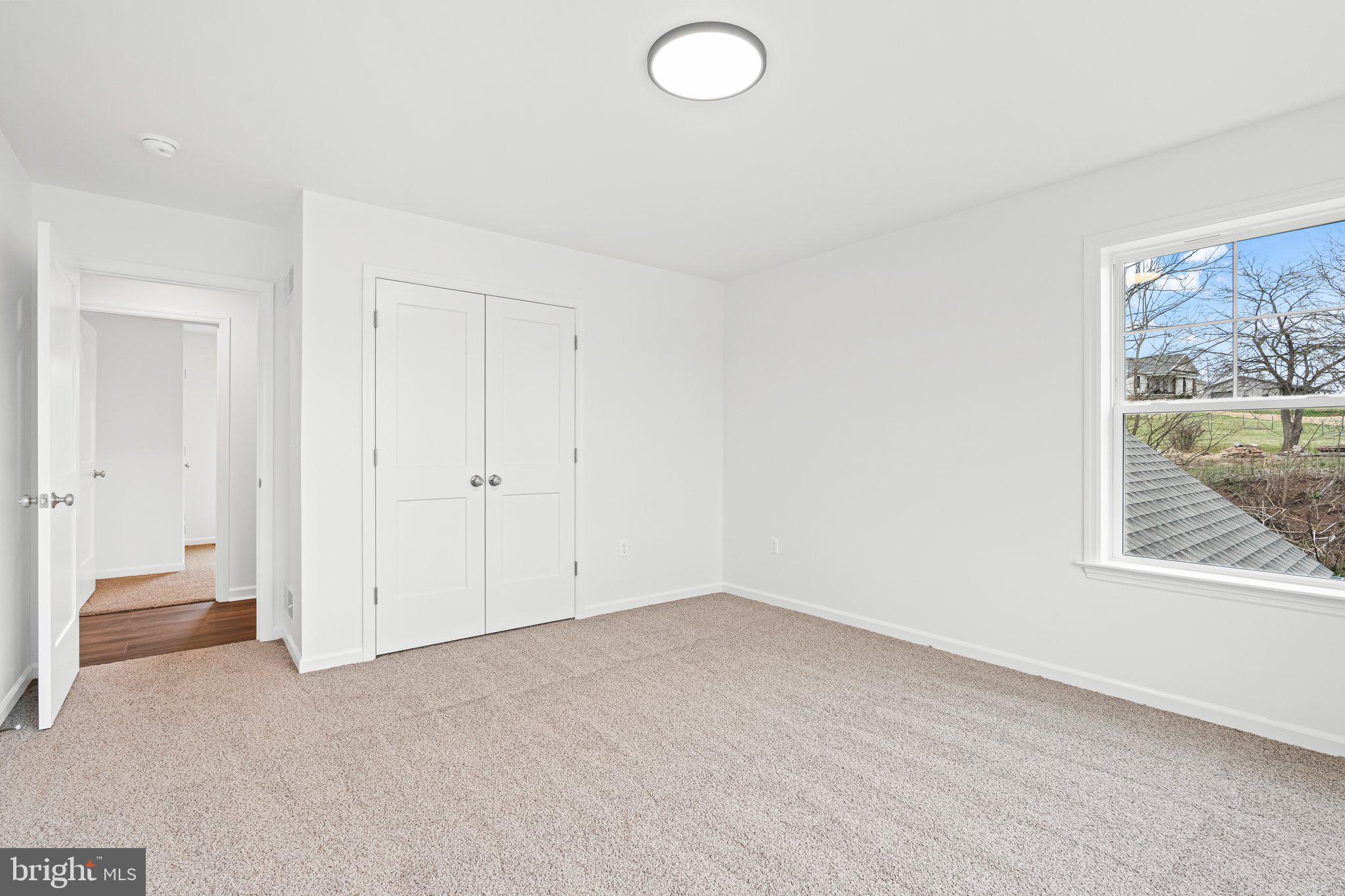 MOUNTAIN VIEW - Residential