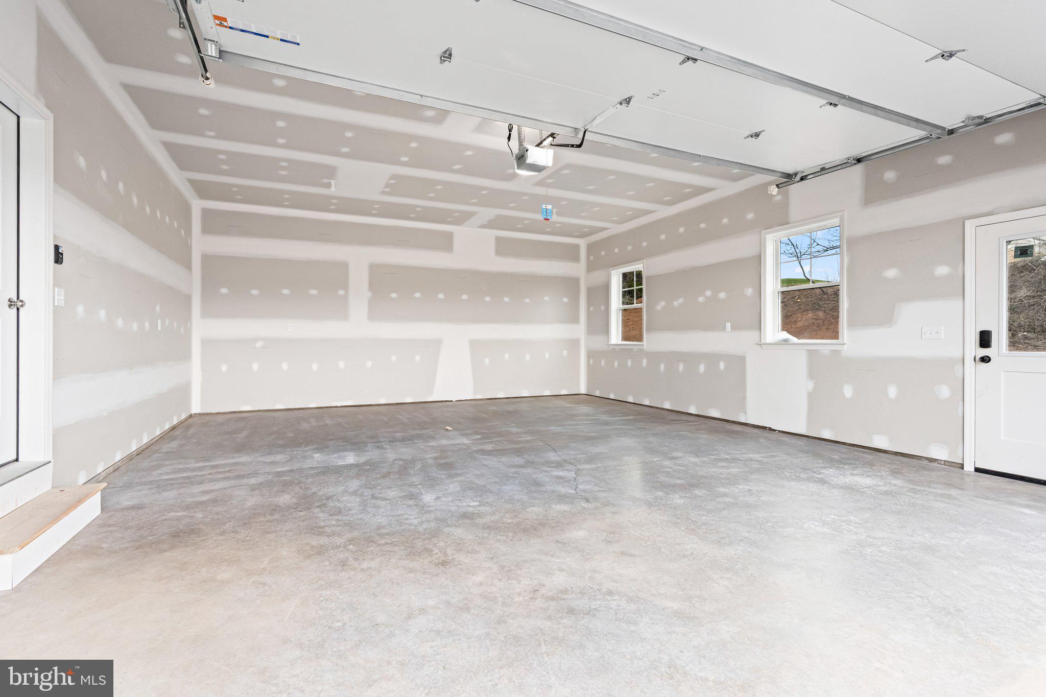 MOUNTAIN VIEW - Residential