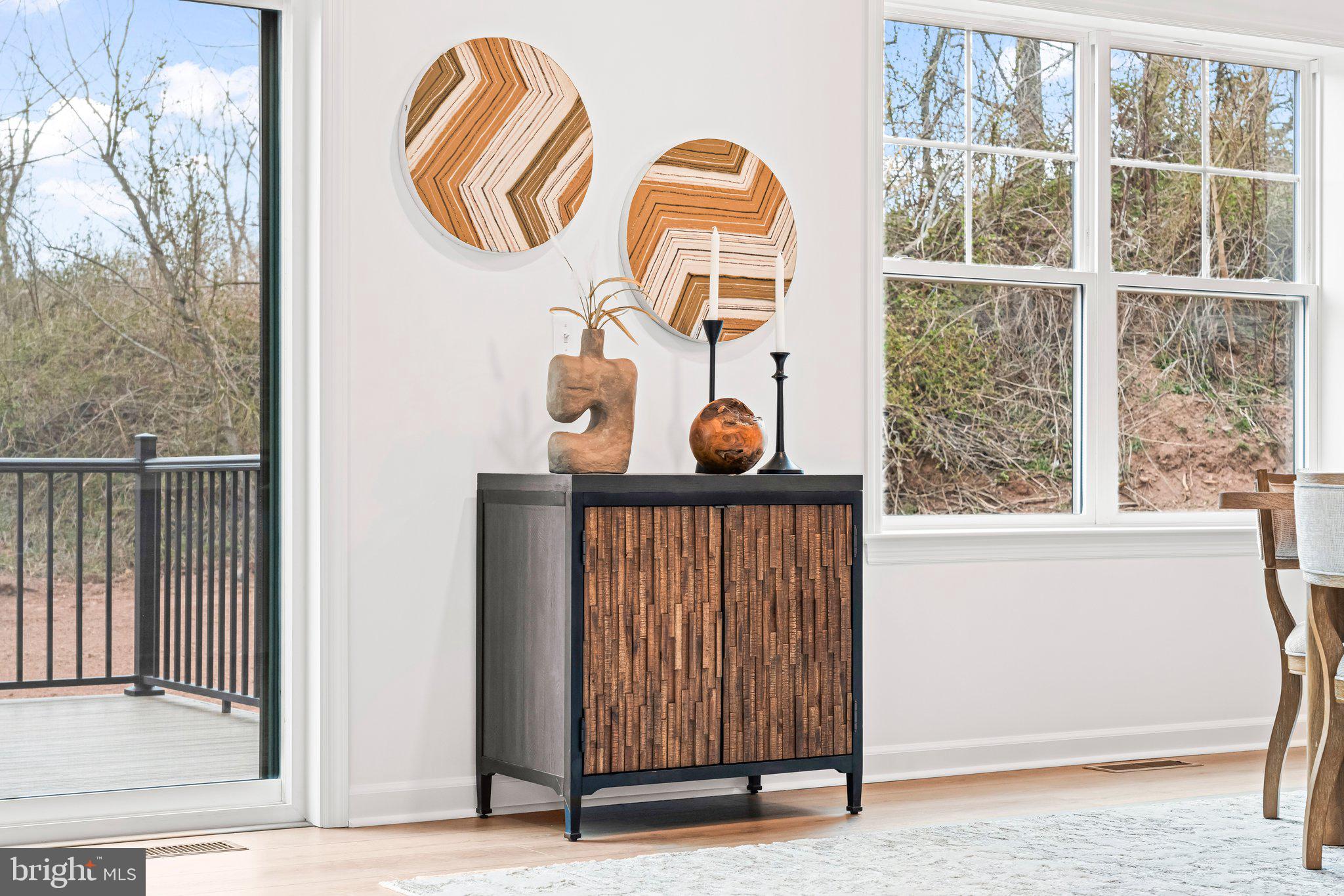 MOUNTAIN VIEW - Residential