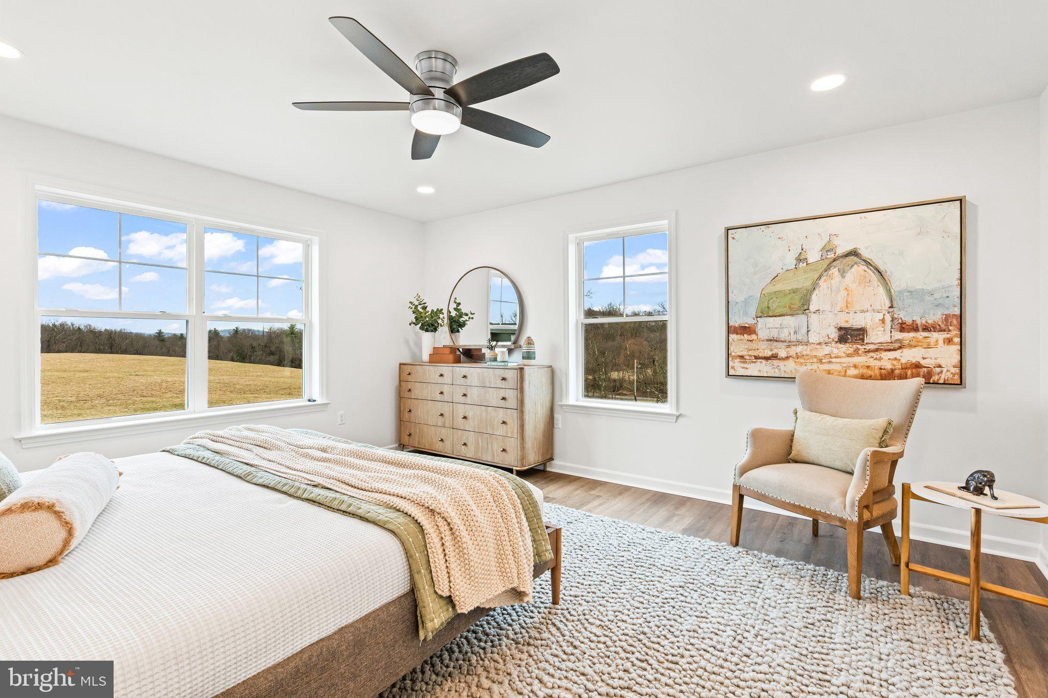 MOUNTAIN VIEW - Residential