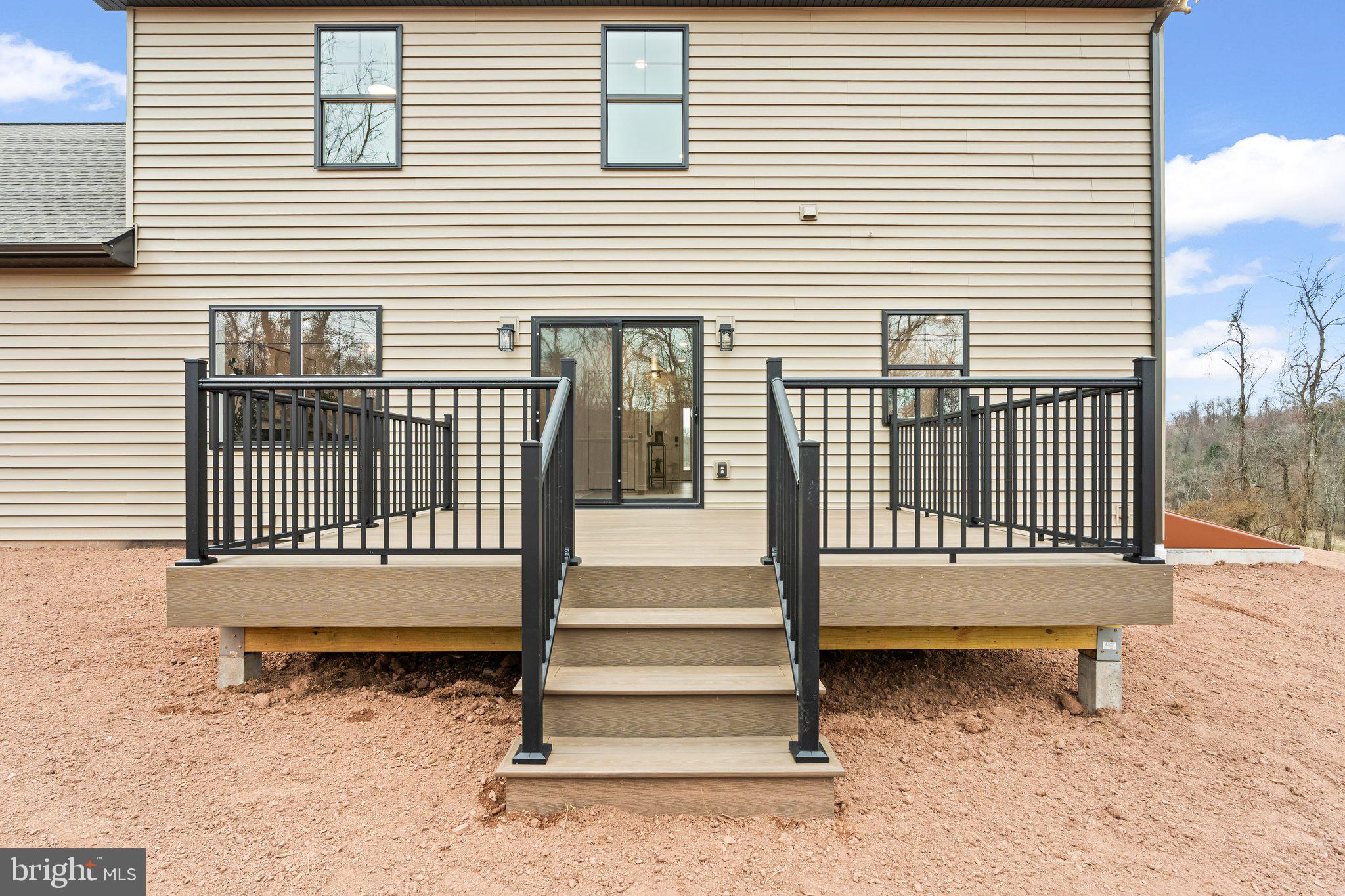 MOUNTAIN VIEW - Residential