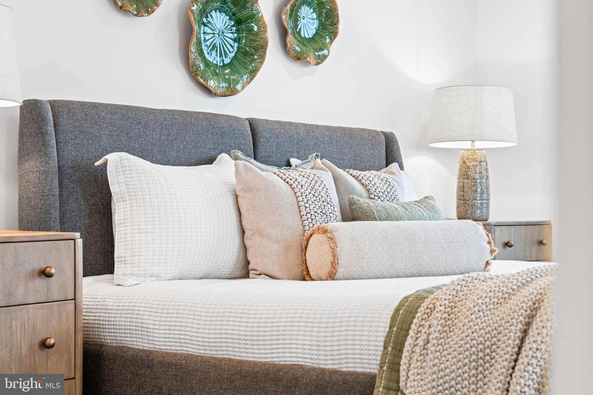 MOUNTAIN VIEW - Residential