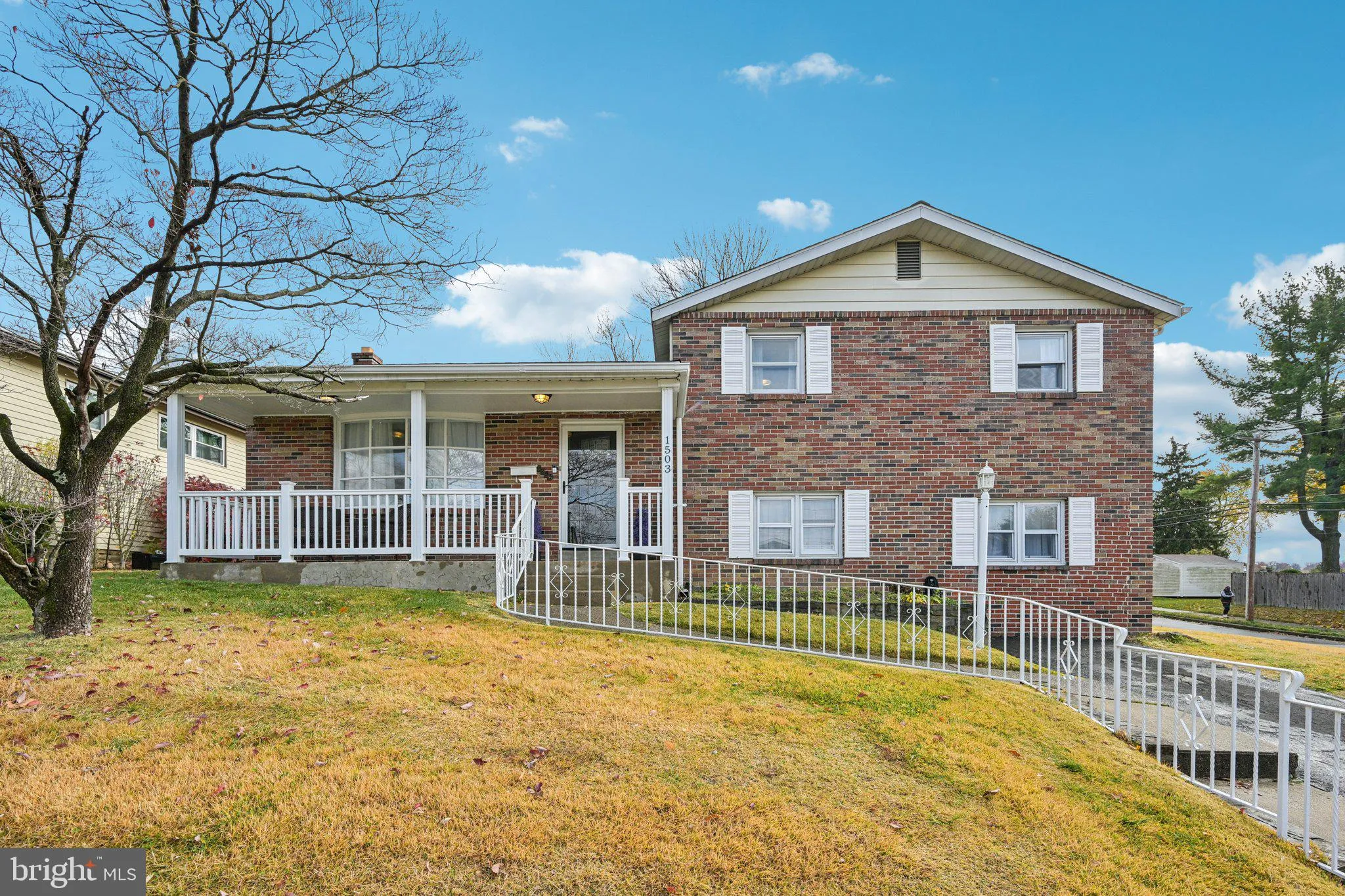 Abington, Pennsylvania 19001, United States, 3 Bedrooms Bedrooms, ,2 BathroomsBathrooms,Residential,Active,242103