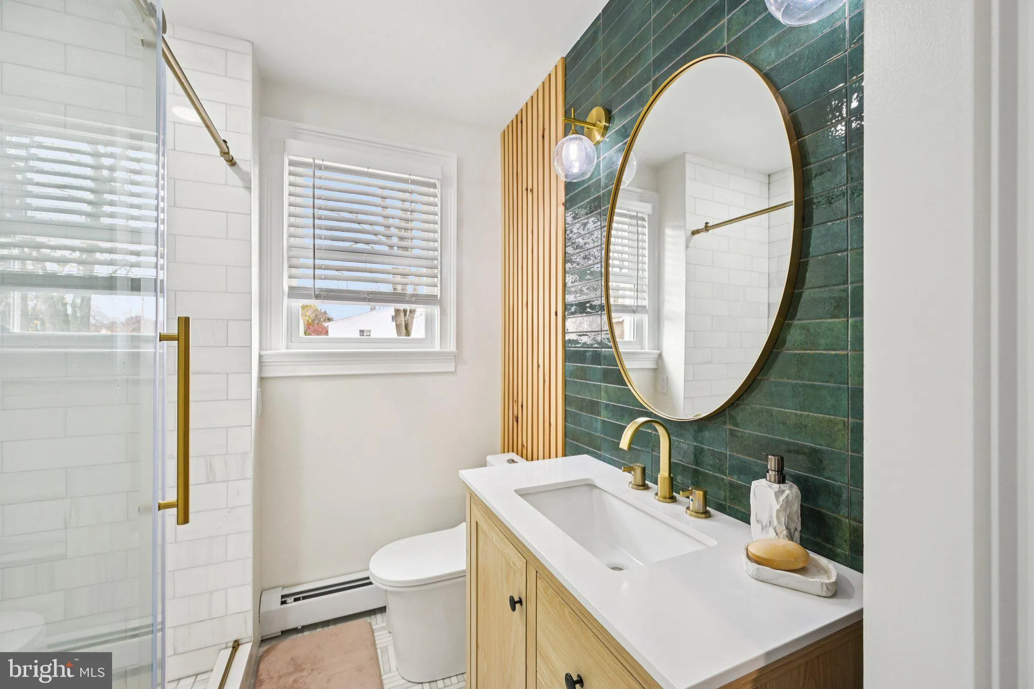 Abington, Pennsylvania 19001, United States, 3 Bedrooms Bedrooms, ,2 BathroomsBathrooms,Residential,Active,242103