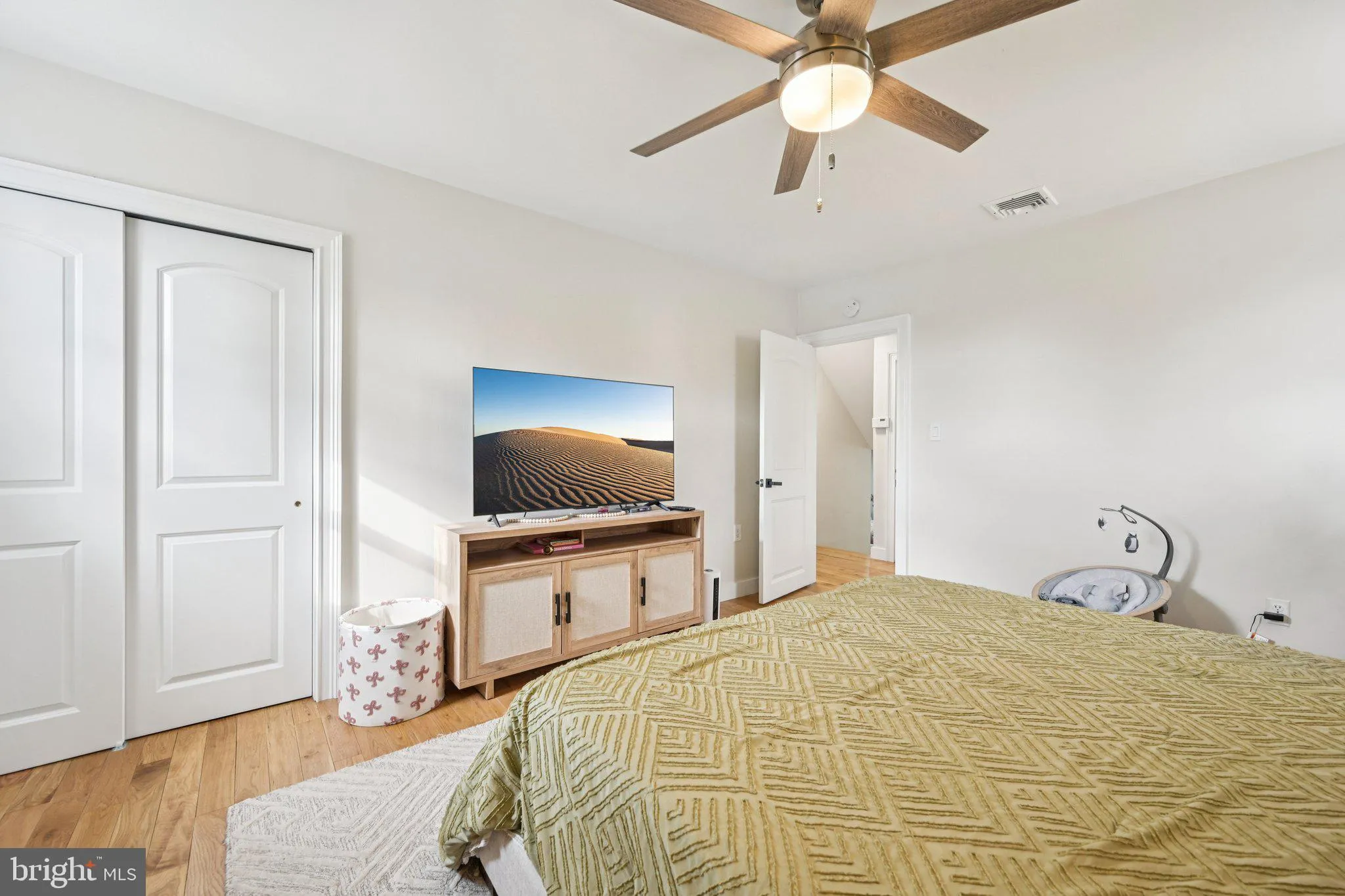 Abington, Pennsylvania 19001, United States, 3 Bedrooms Bedrooms, ,2 BathroomsBathrooms,Residential,Active,242103