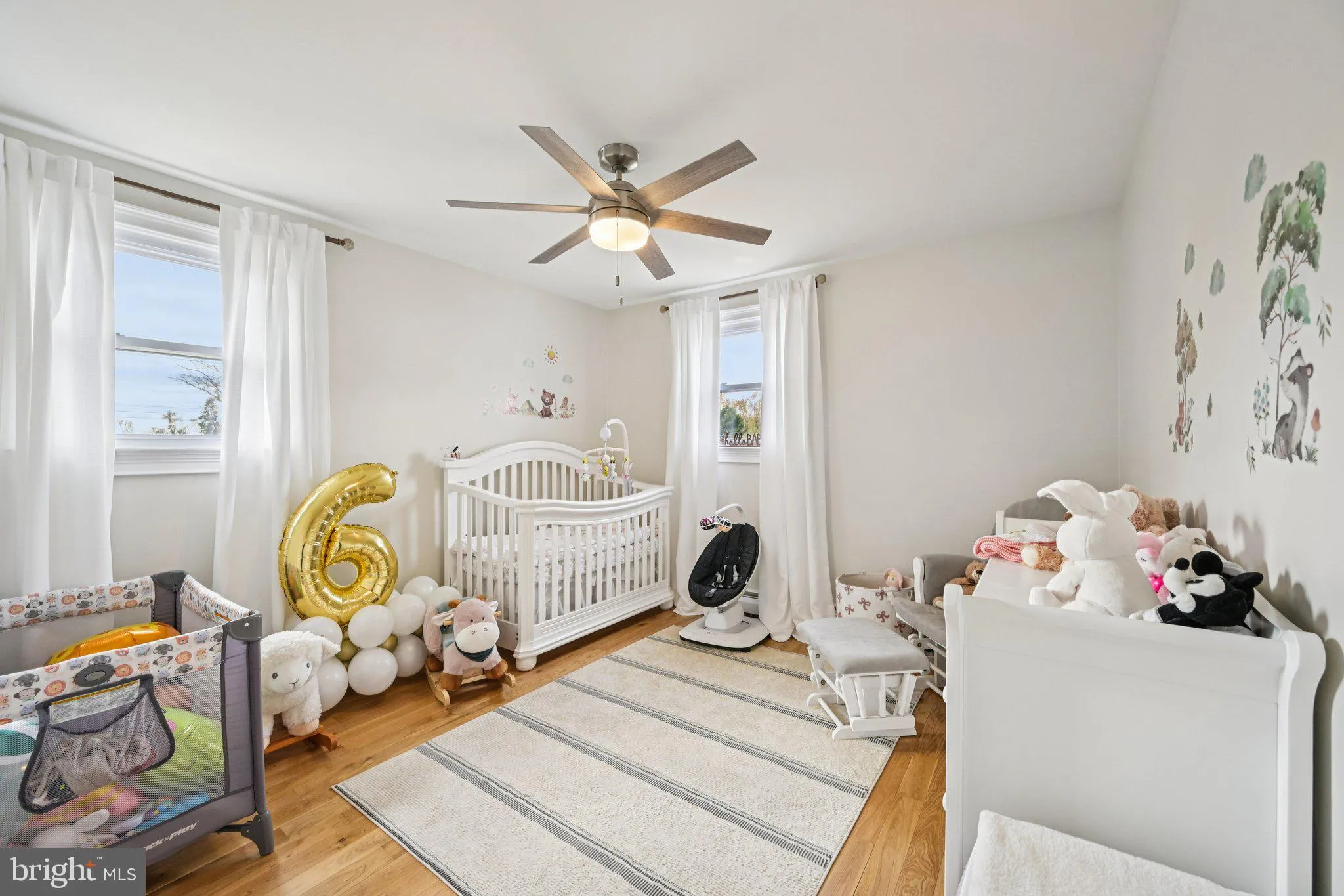 Abington, Pennsylvania 19001, United States, 3 Bedrooms Bedrooms, ,2 BathroomsBathrooms,Residential,Active,242103